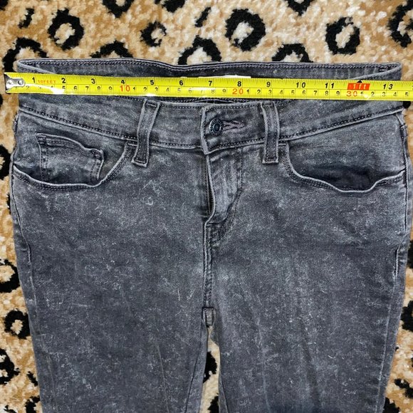 π Bundle Deal: 4 for $20! π Levi's 28 - Picture 6 of 16